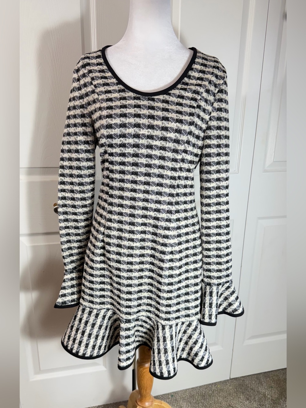 Black Halo Kiara Metallic Check Long Sleeve Ruffle Mini Dress Size 10 Flounce